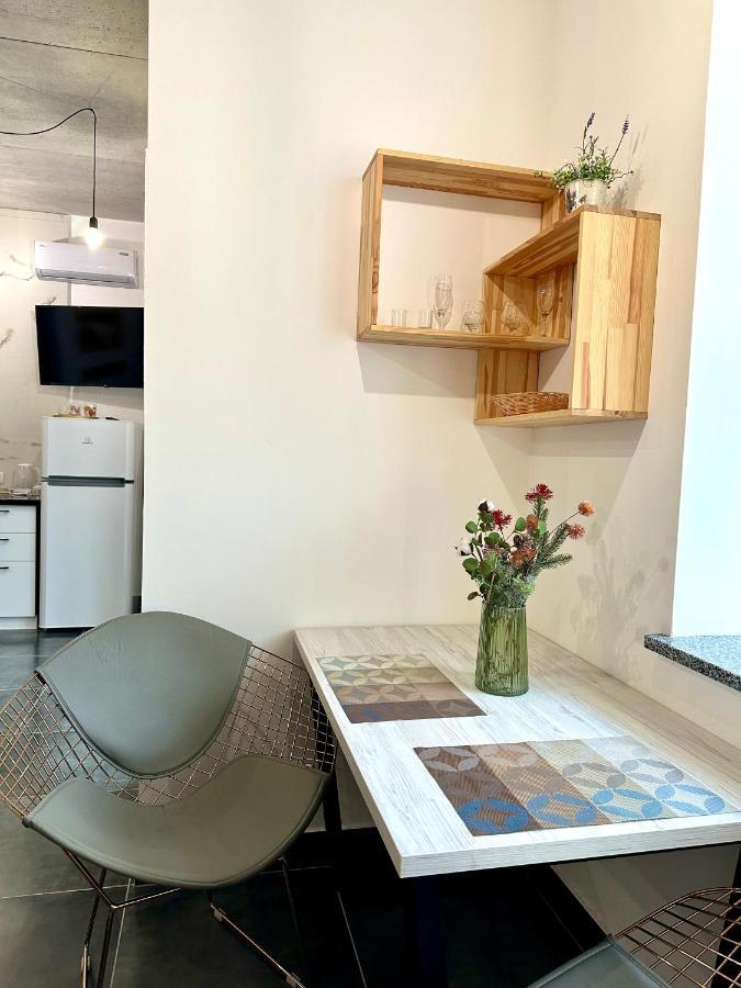 Apartment Designer In The Center *