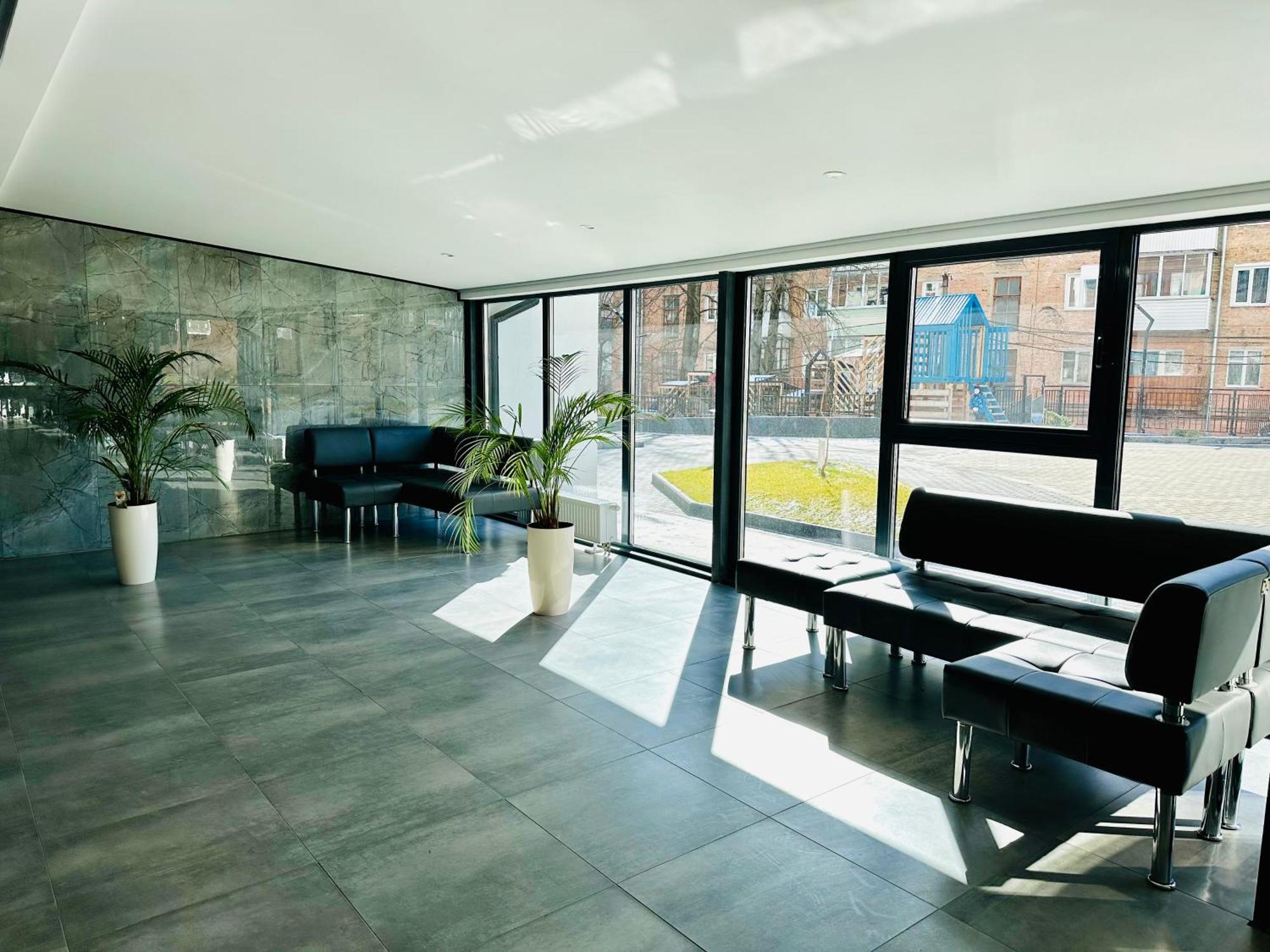 Designer In The Center Apartment Rivne